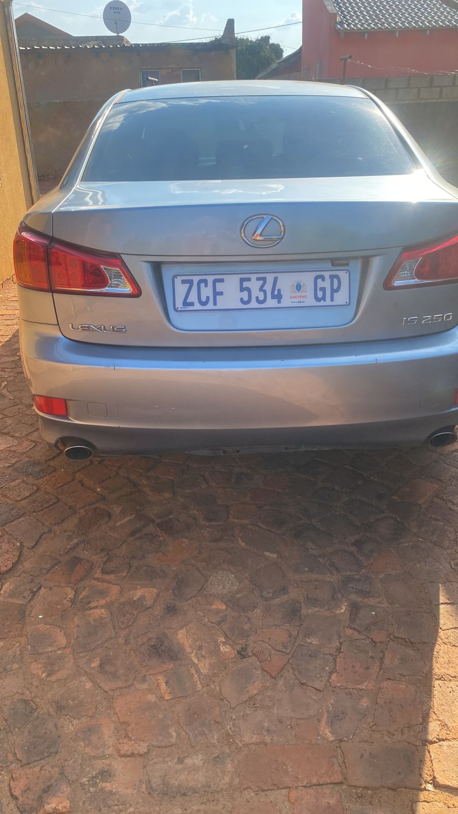 2010 Lexus IS Auto 250, photo 9